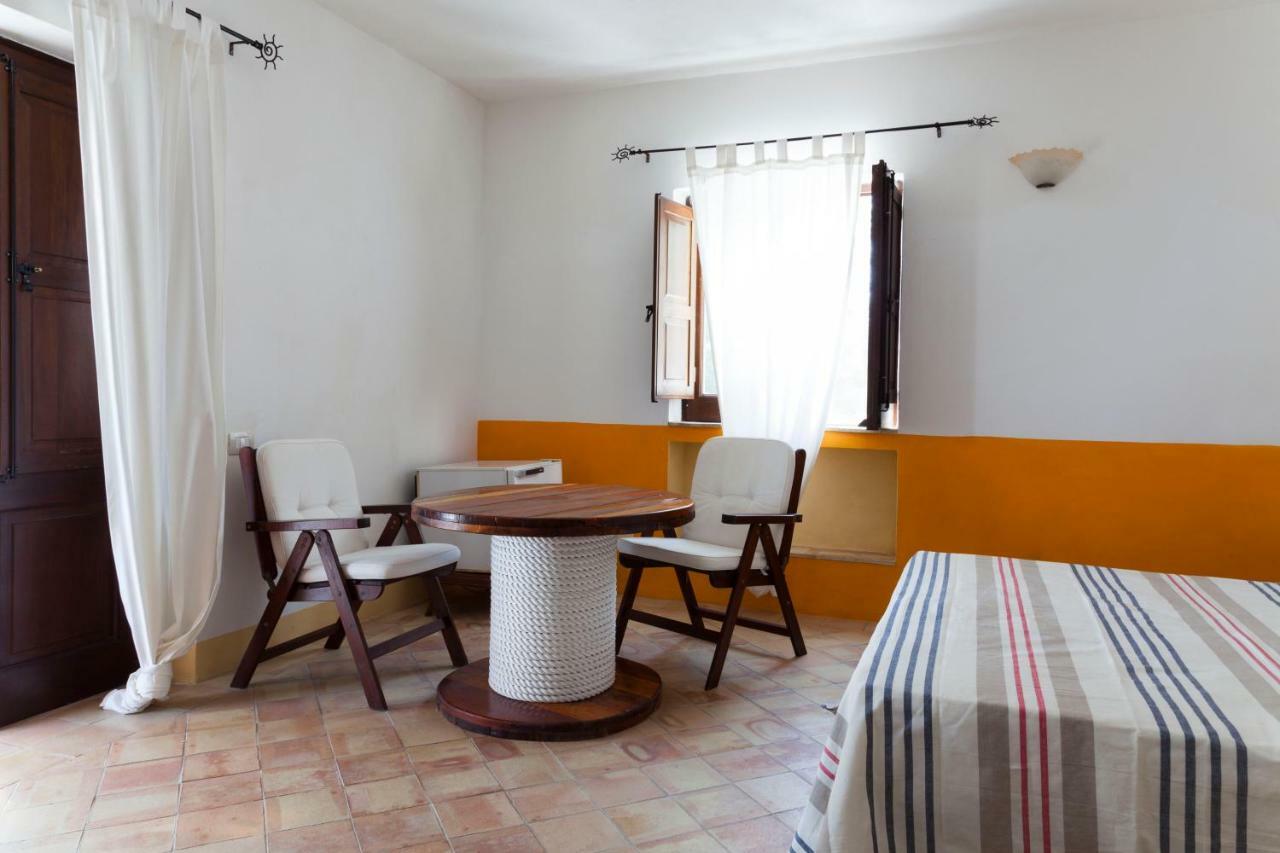 Note Di Salina Bed & Breakfast Santa Marina Salina Bagian luar foto
